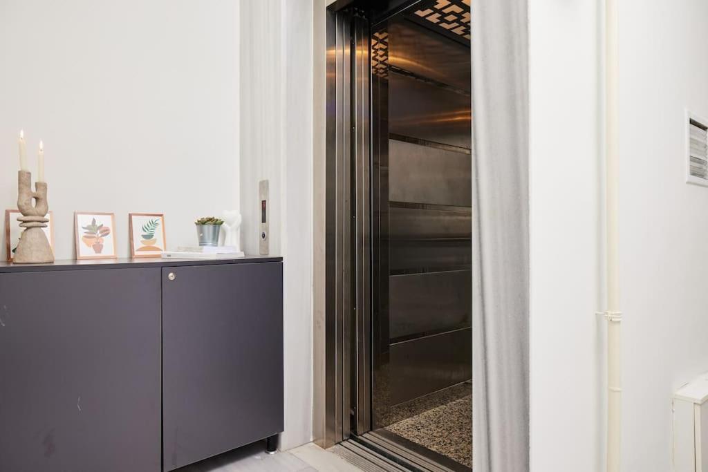 Stunning 2br 1 Min Metro&galata İstanbul