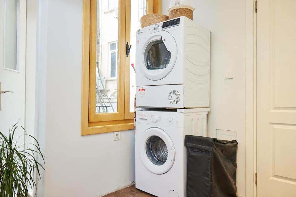 Daire Stunning 2br 1 Min Metro&galata