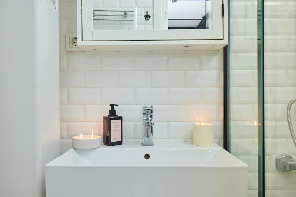 Stunning 2br 1 Min Metro&galata