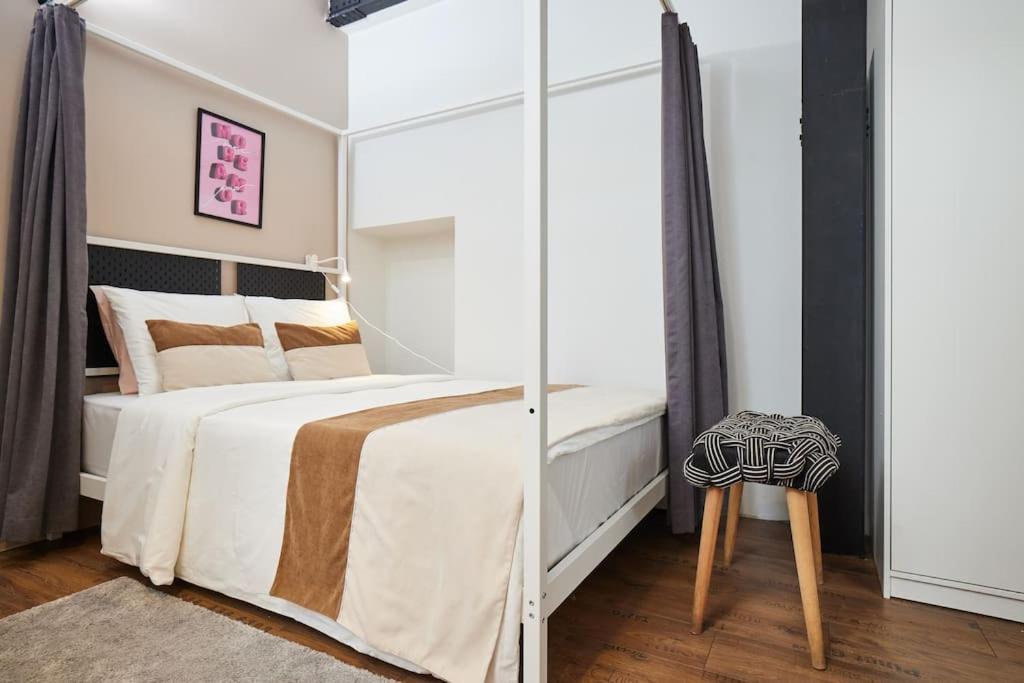 Stunning 2br 1 Min Metro&galata İstanbul