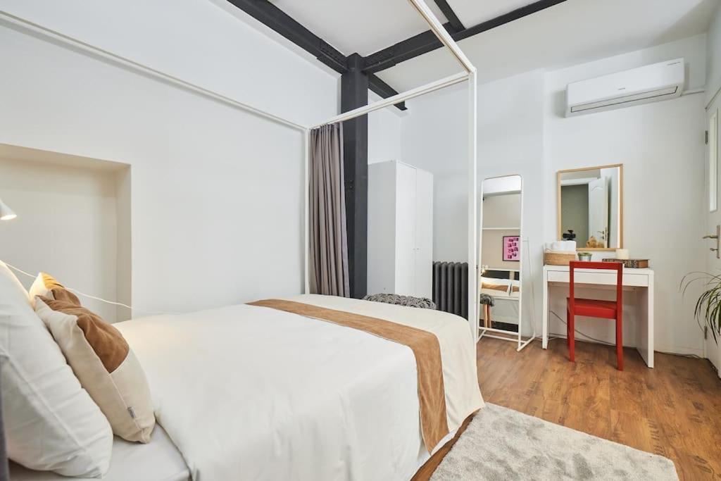 Stunning 2br 1 Min Metro&galata Daire