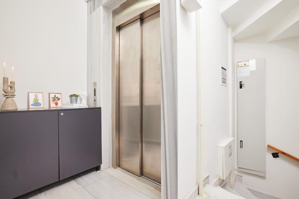 Stunning 2br 1 Min Metro&galata Daire *