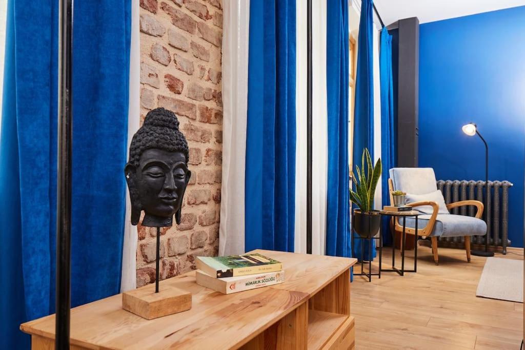 Stunning 2br 1 Min Metro&galata Daire *
